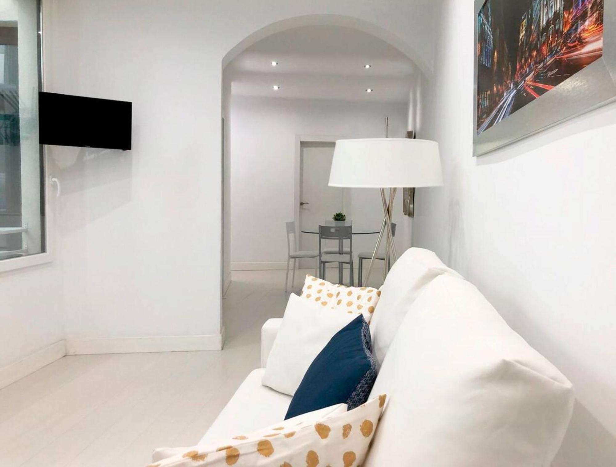 Apartamento De Diseno En Plaza Mayor Madrid Exterior foto